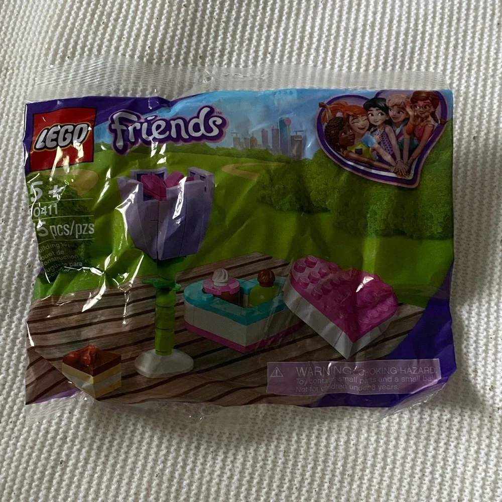 New LEGO friends polybag